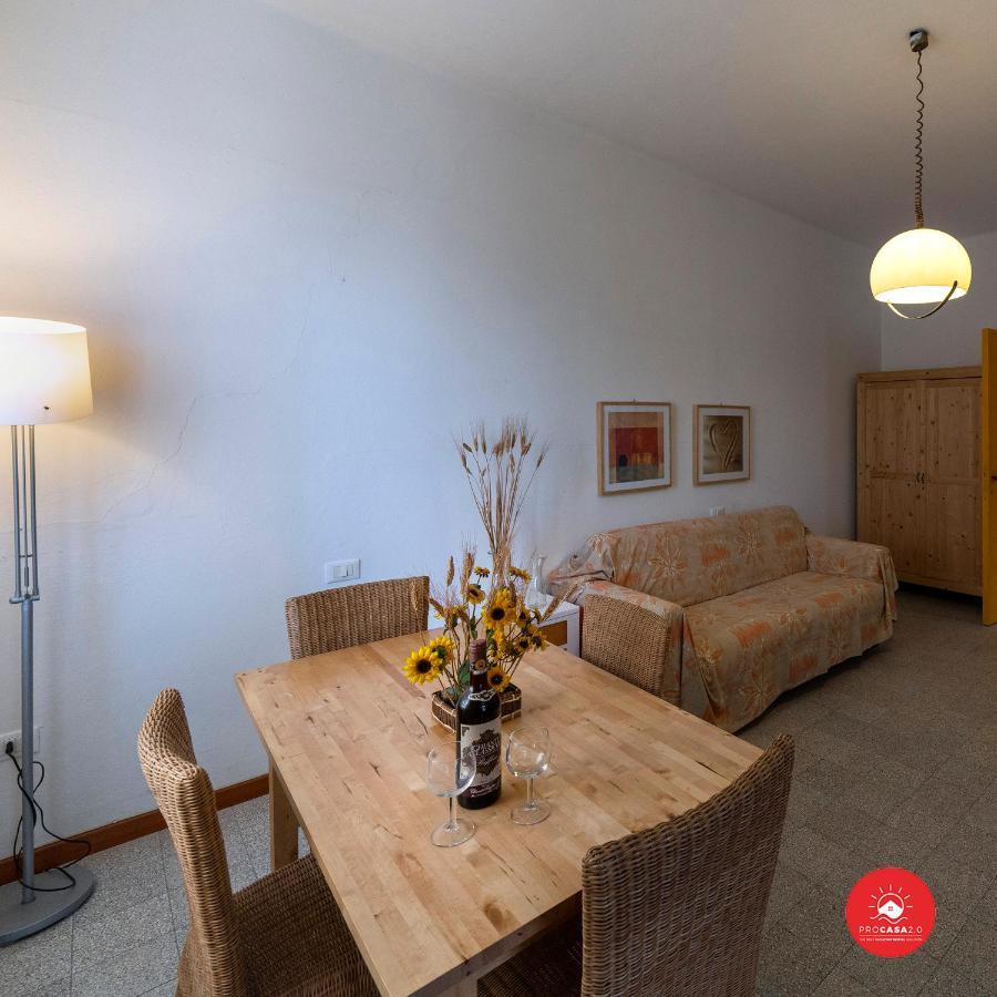 Fattoria Battilana Guest House Marina Di Carrara Bagian luar foto
