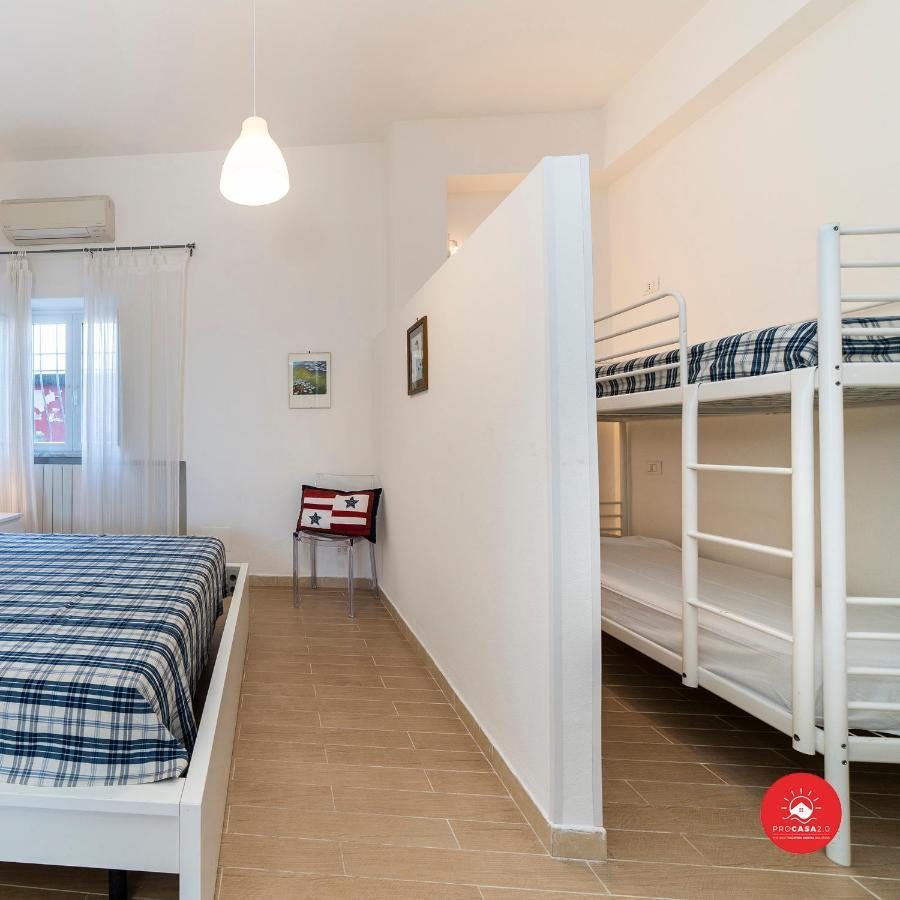 Fattoria Battilana Guest House Marina Di Carrara Bagian luar foto