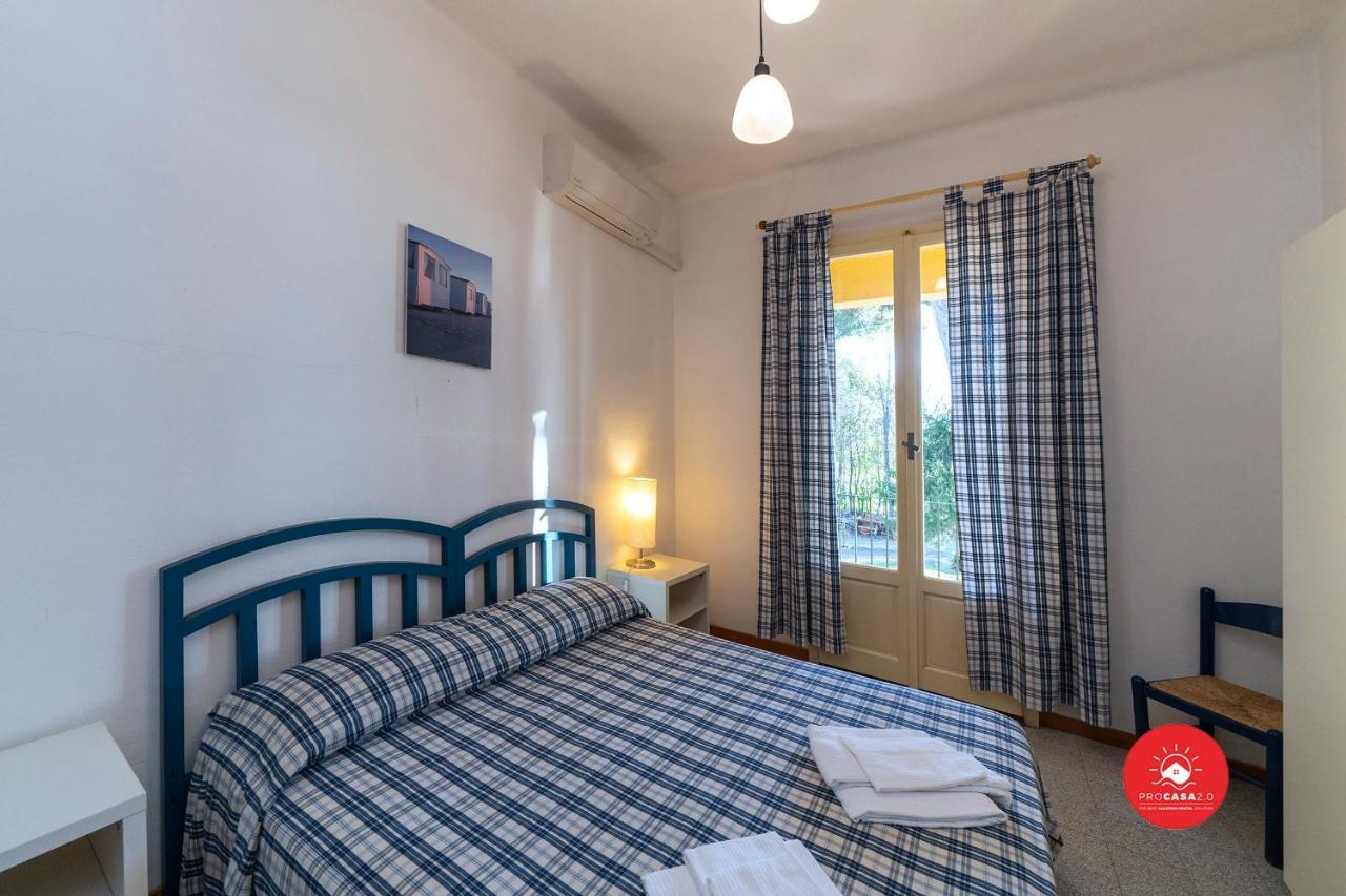 Fattoria Battilana Guest House Marina Di Carrara Bagian luar foto